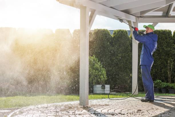 Best Sidewalk and Walkway Cleaning  in Bradford, RI